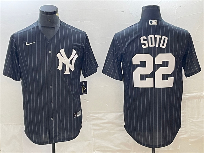 Men's New York Yankees #22 Juan Soto Black Cool Base Stitched Baseball Jersey